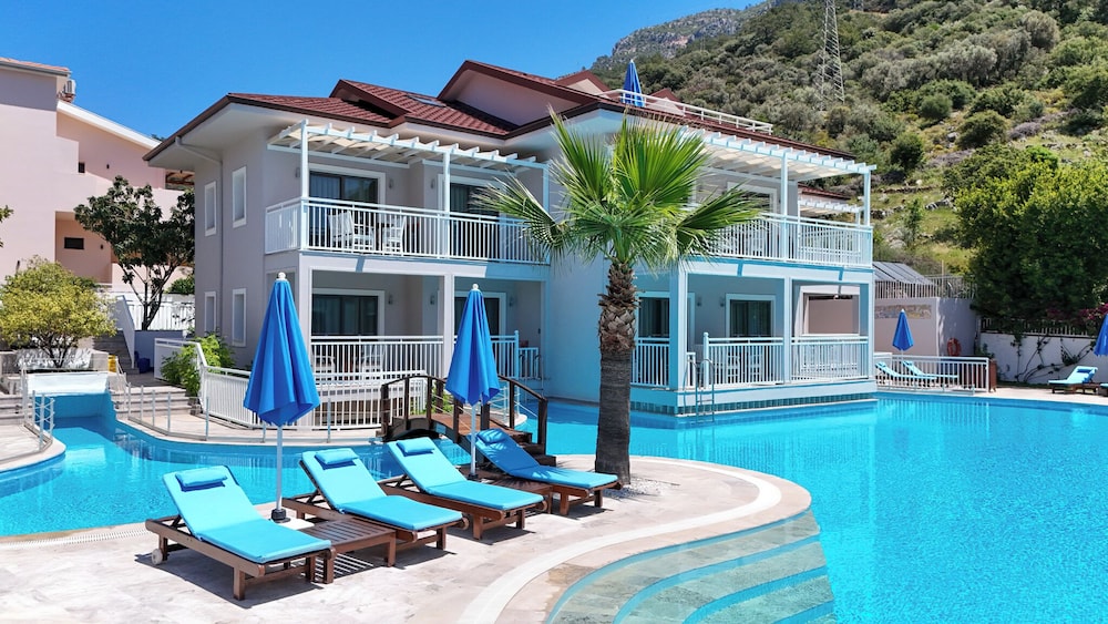 Mozaik Swim Up Hotel and Apartments — Hotel building in Fethiye, Mugla
