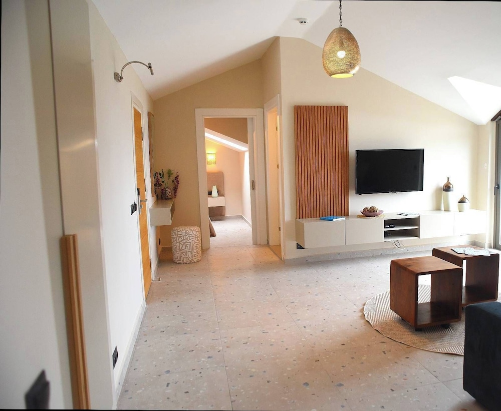 Mozaik Swim Up Hotel and Apartments — Hotel rooms in Fethiye, Mugla