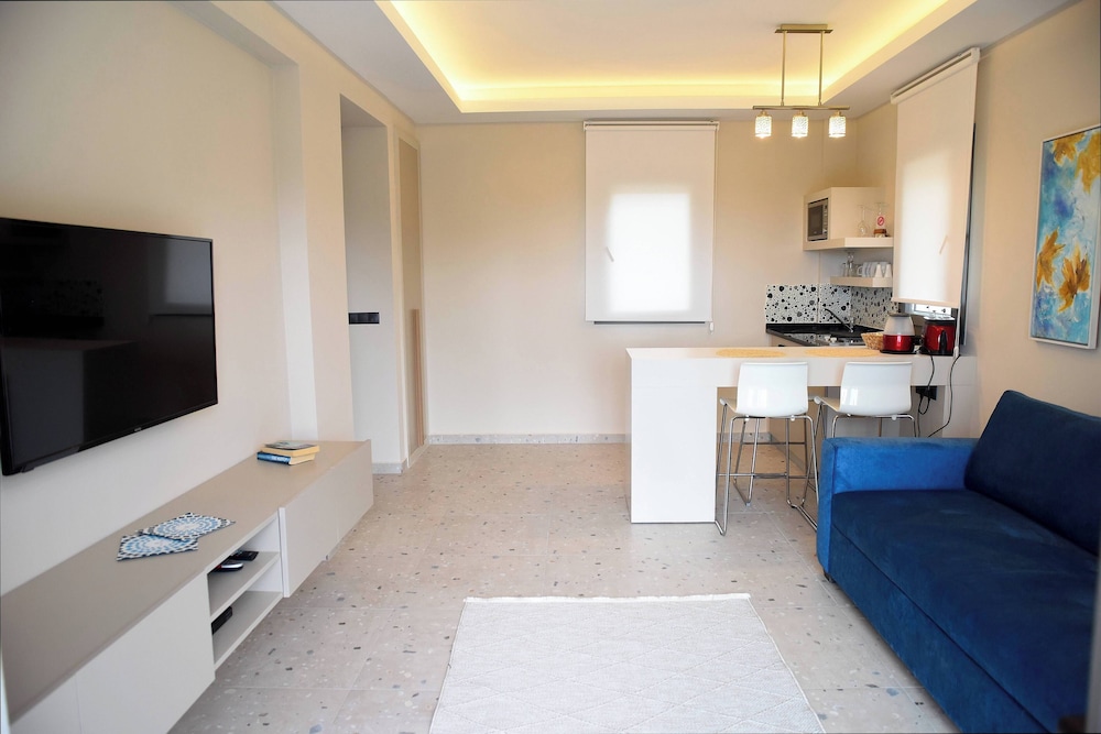 Mozaik Swim Up Hotel and Apartments — Hotel rooms in Fethiye, Mugla