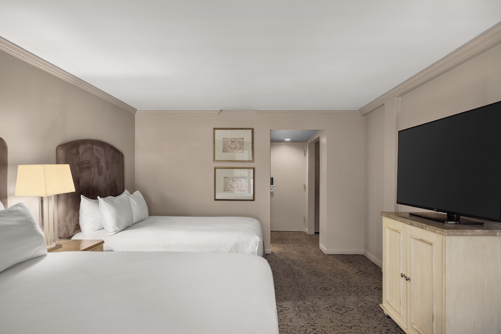 Dauphine Orleans Hotel — Hotel rooms in New Orleans, Louisiana