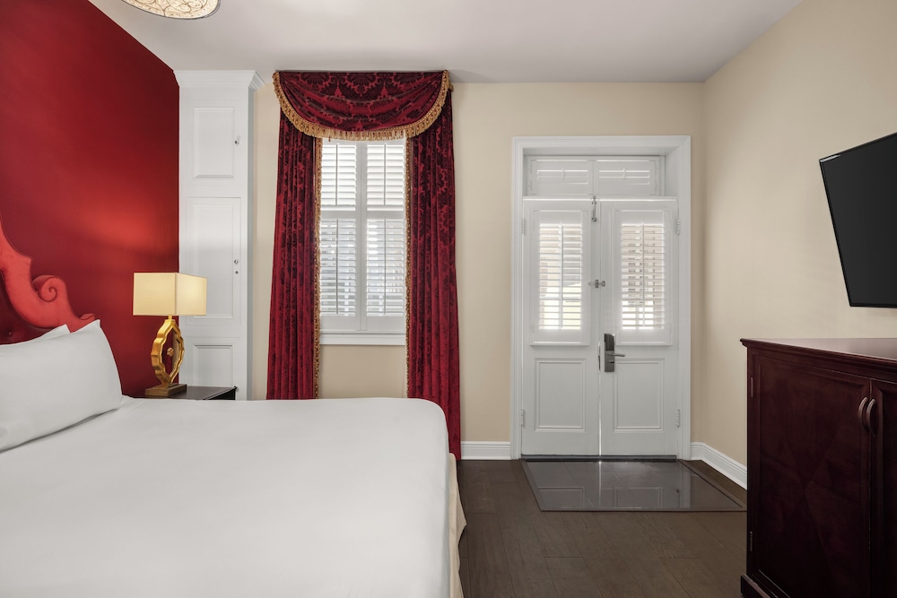 Dauphine Orleans Hotel — Hotel rooms in New Orleans, Louisiana