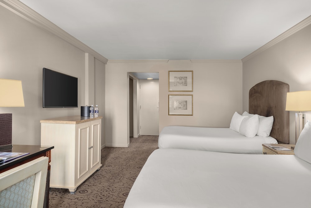 Dauphine Orleans Hotel — Hotel rooms in New Orleans, Louisiana