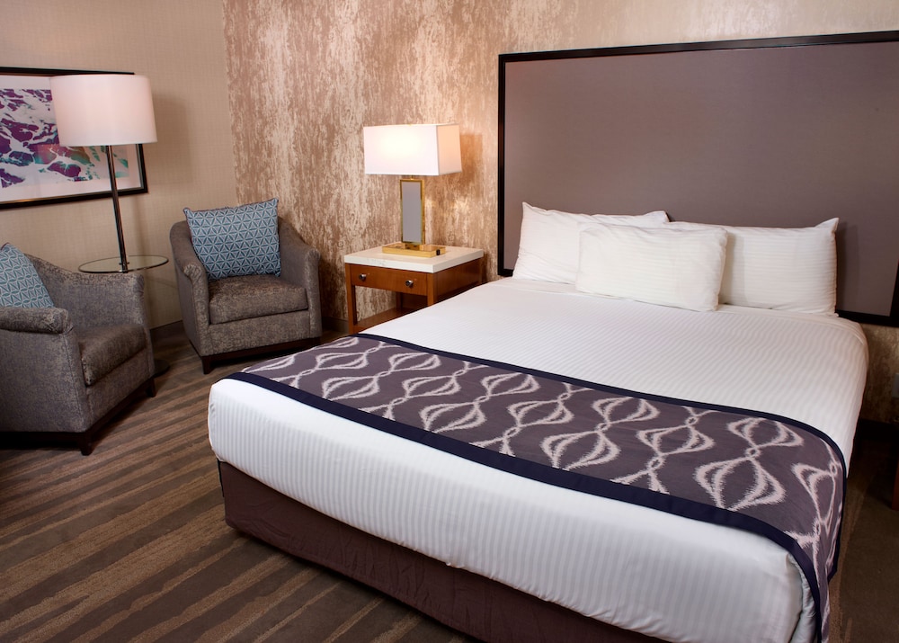 California Hotel and Casino — Hotel rooms in Las Vegas, Nevada