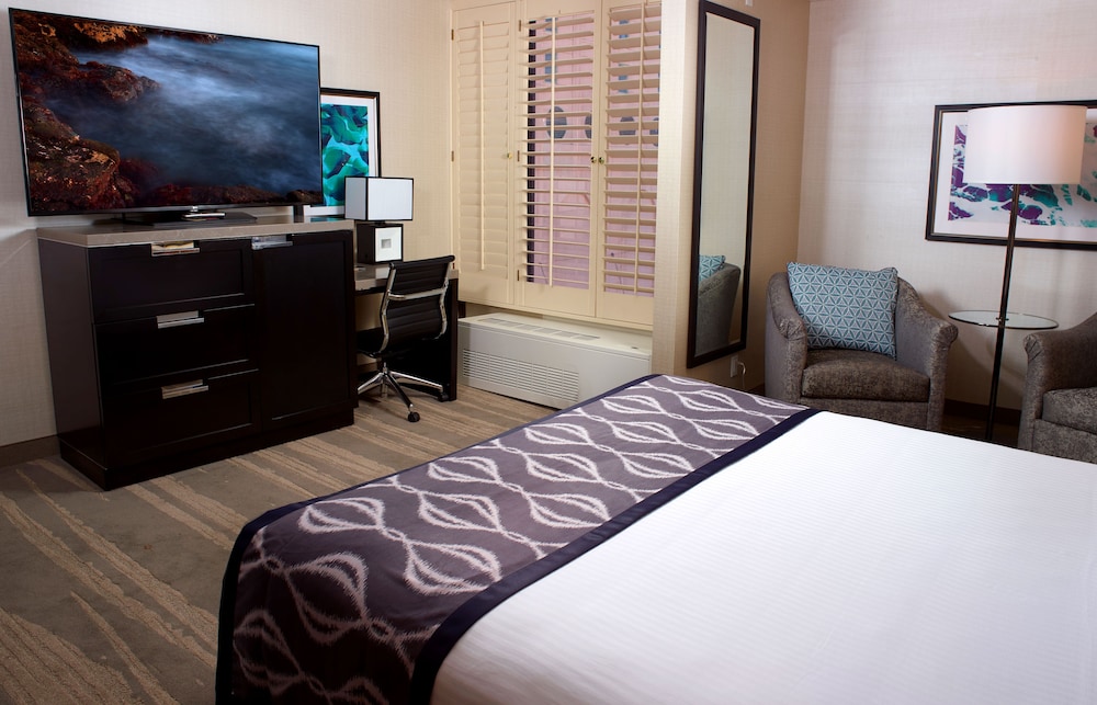 California Hotel and Casino — Hotel rooms in Las Vegas, Nevada