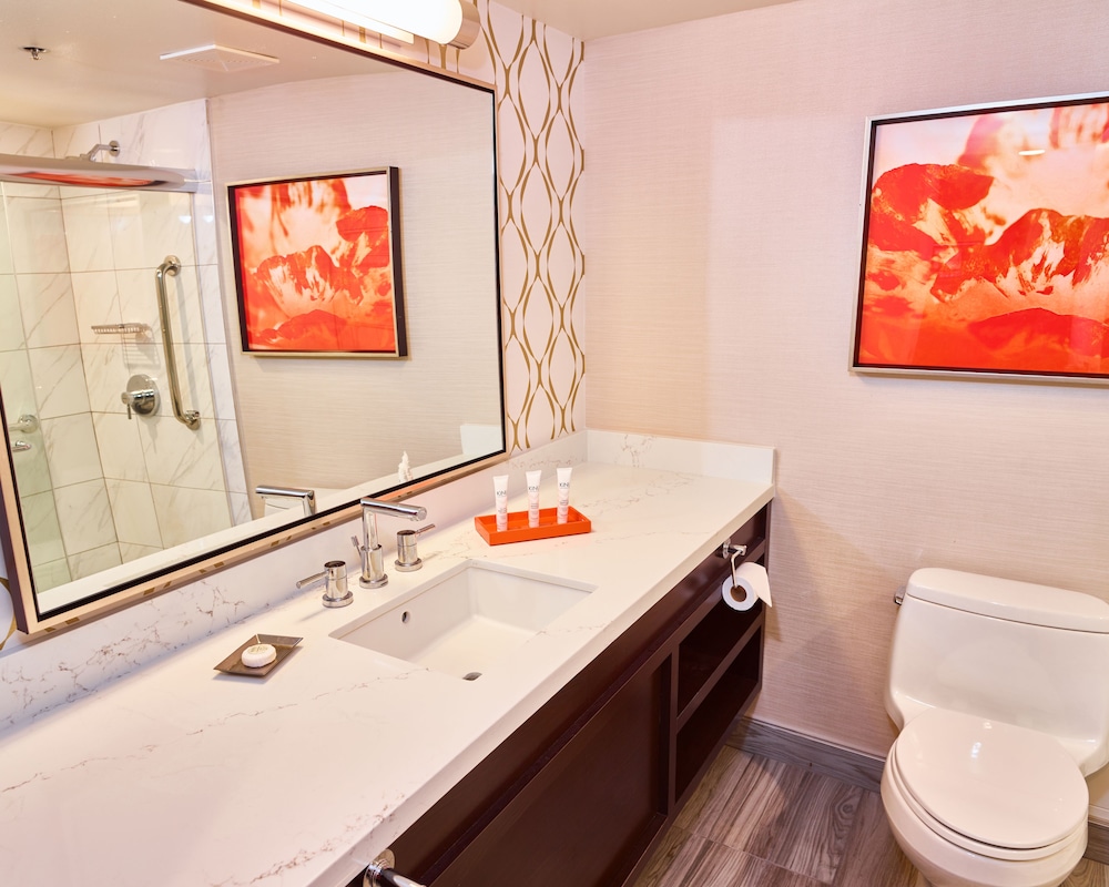 California Hotel and Casino — Hotel rooms in Las Vegas, Nevada