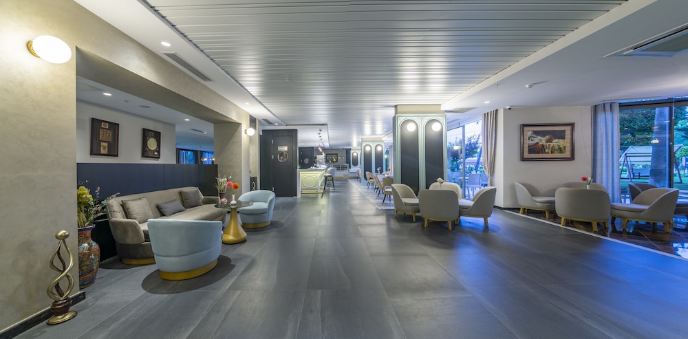 Fame Residence Göynük - All Inclusive — Restaurant & bars in Kemer