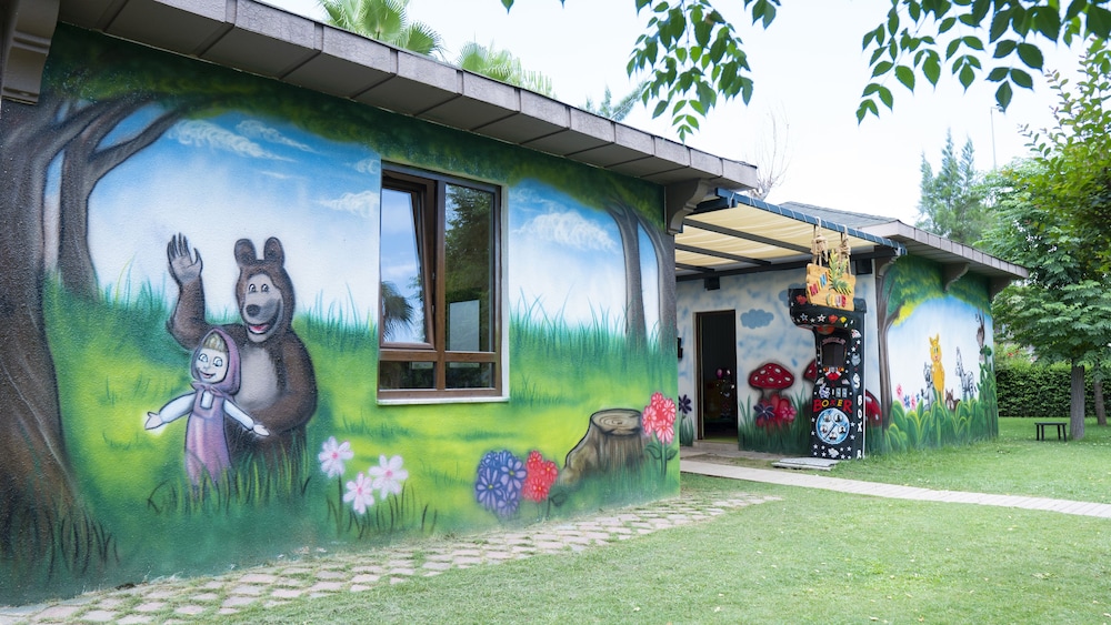 Fame Residence Göynük - All Inclusive — Attractions for children in Kemer
