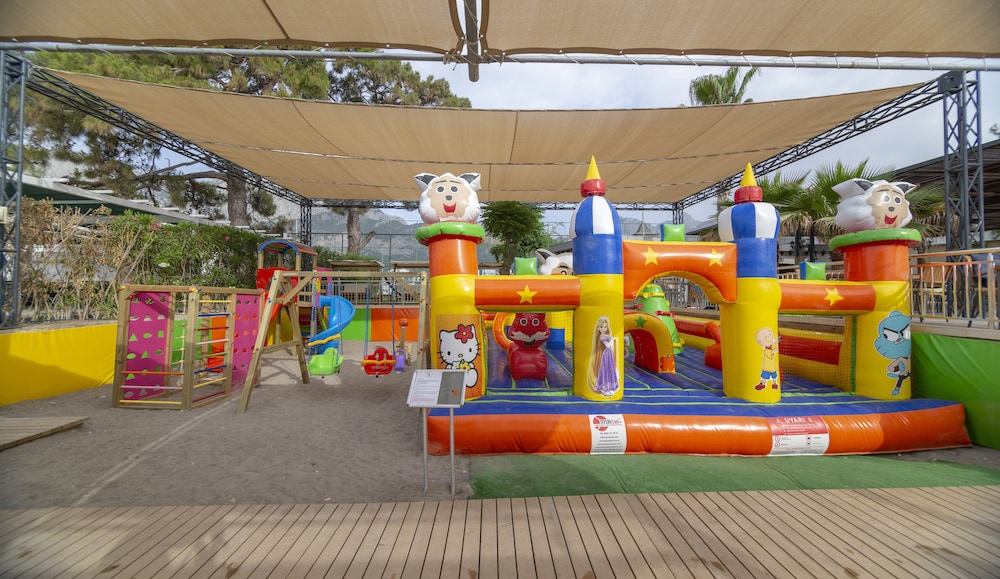 Fame Residence Göynük - All Inclusive — Attractions for children in Kemer