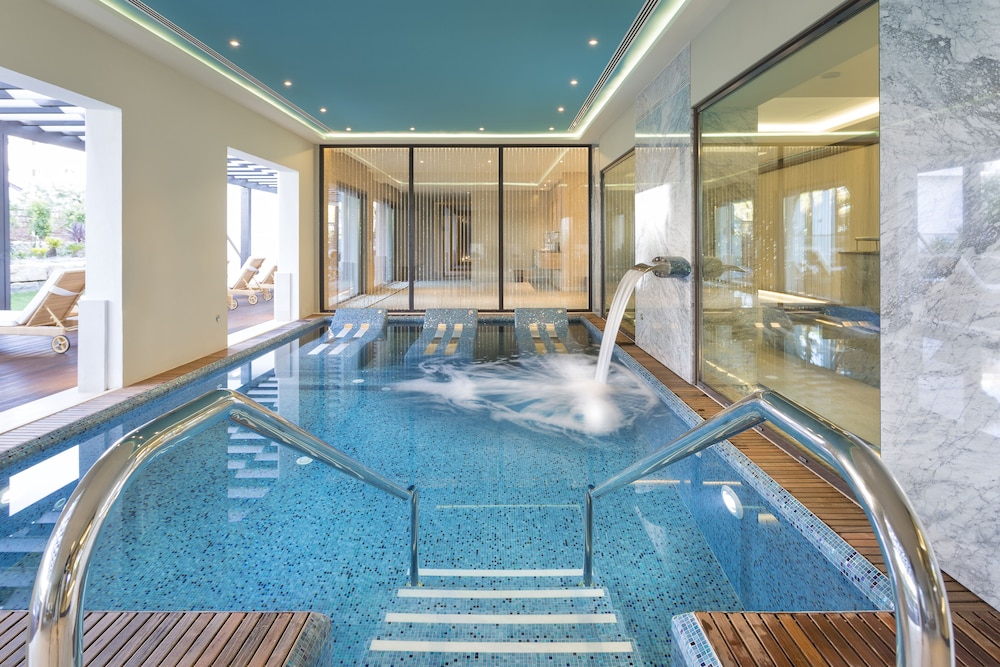 Pine Cliffs Gardens — Swimming pool in Albufeira, Faro