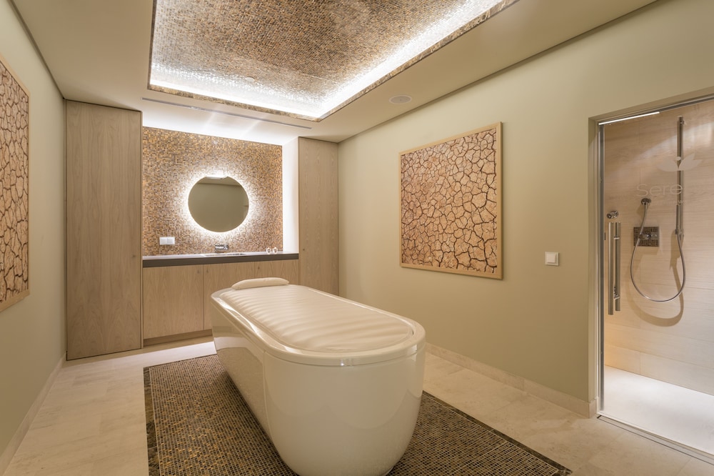 Pine Cliffs Gardens — Spa in Albufeira, Faro