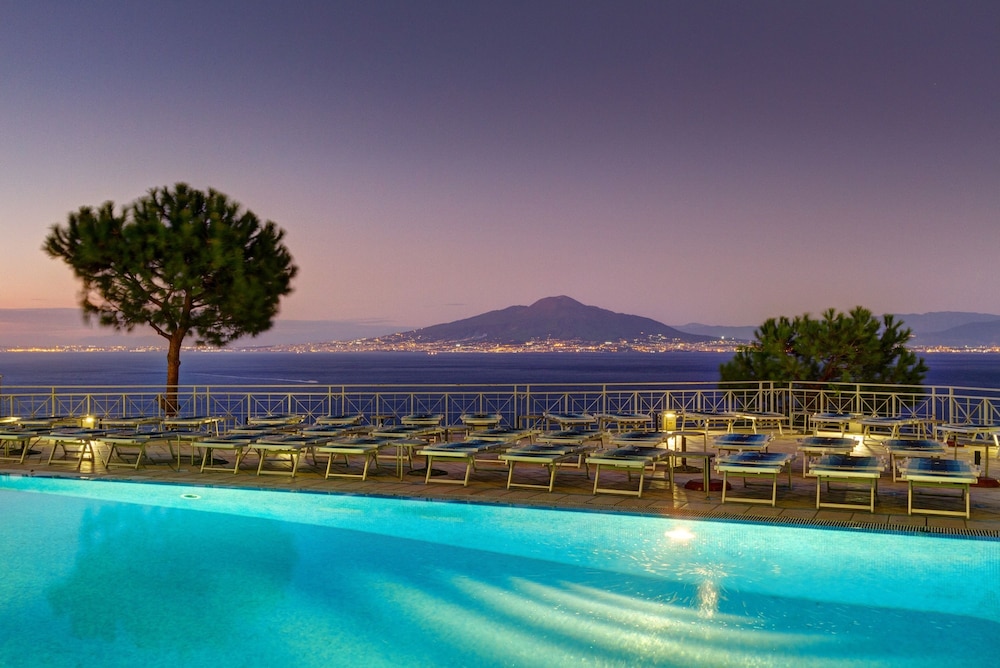 Grand Hotel President — Swimming pool in Sorrento, Campania