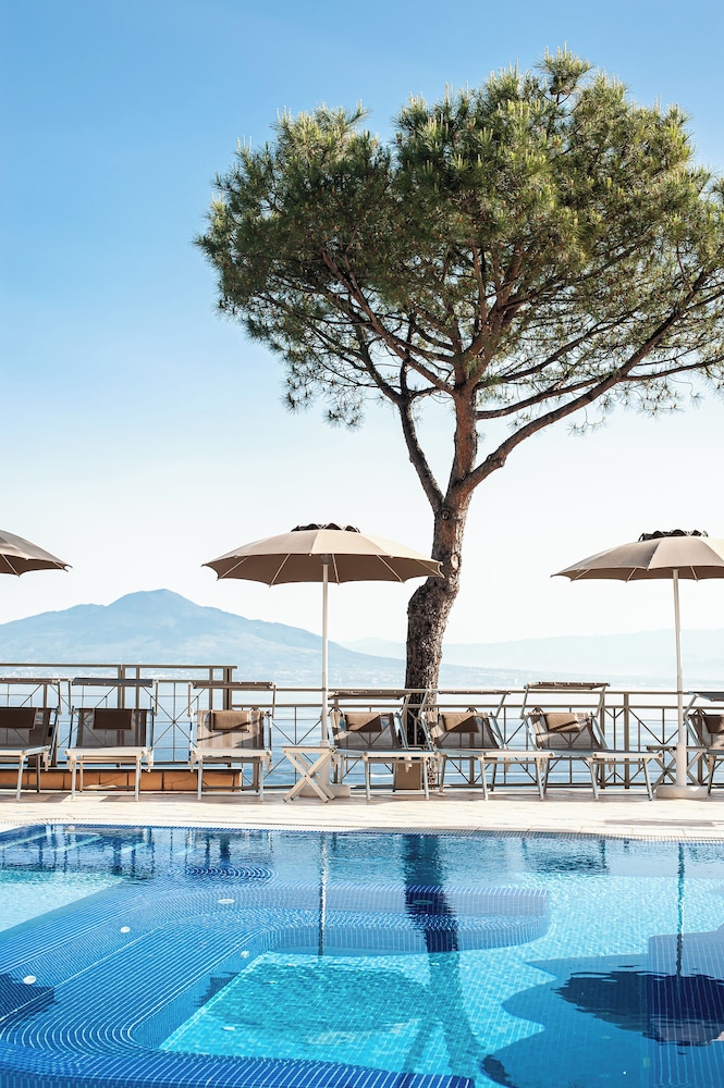 Grand Hotel President — Swimming pool in Sorrento, Campania