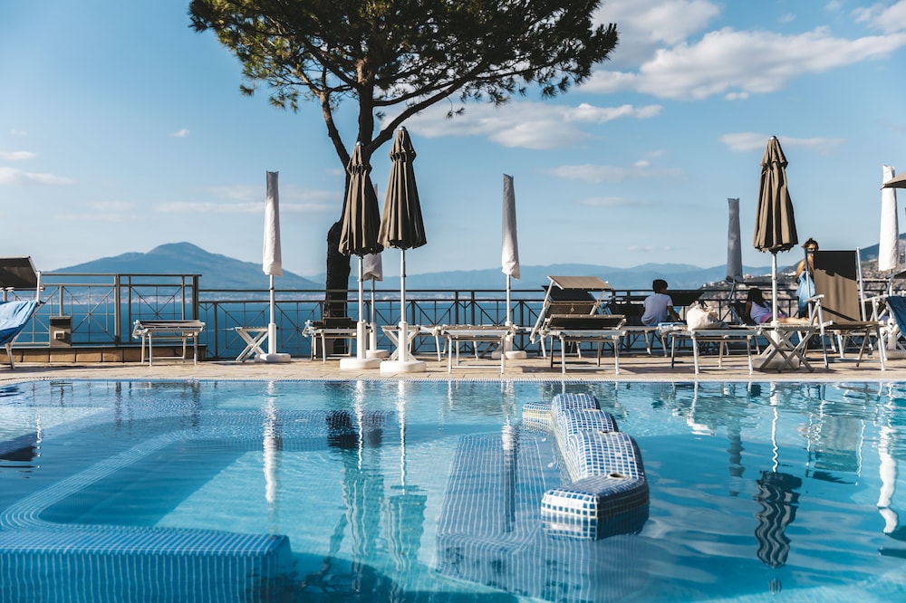 Grand Hotel President — Swimming pool in Sorrento, Campania