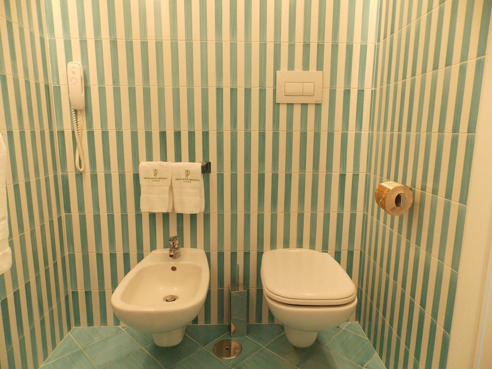 Grand Hotel President — Hotel rooms in Sorrento, Campania