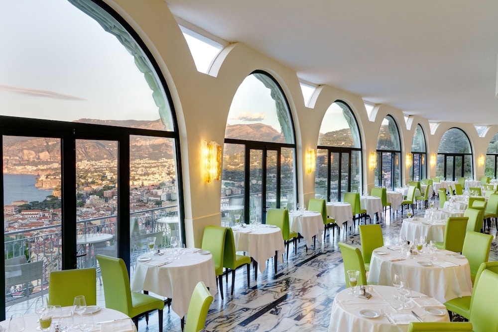 Grand Hotel President — Restaurant & bars in Sorrento, Campania