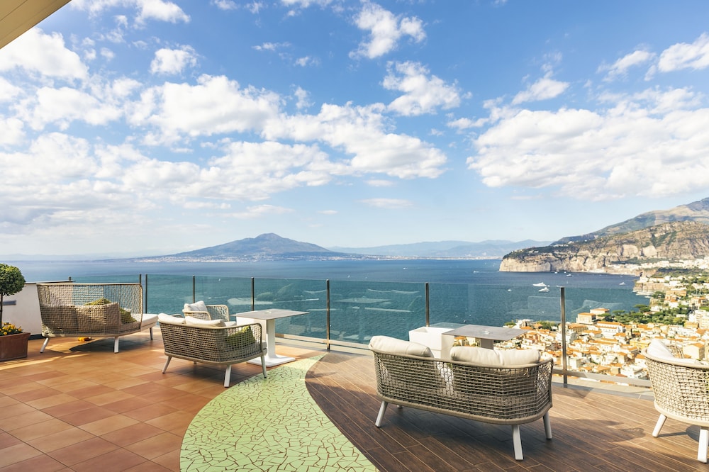 Grand Hotel President — Attractions in the area in Sorrento, Campania