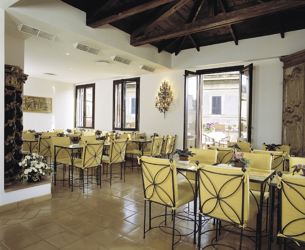 Hotel Columbia — Restaurant & bars in Rome, Lazio
