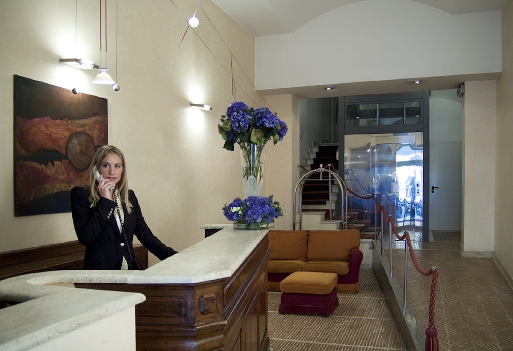 Hotel Columbia — Hotel building in Rome, Lazio