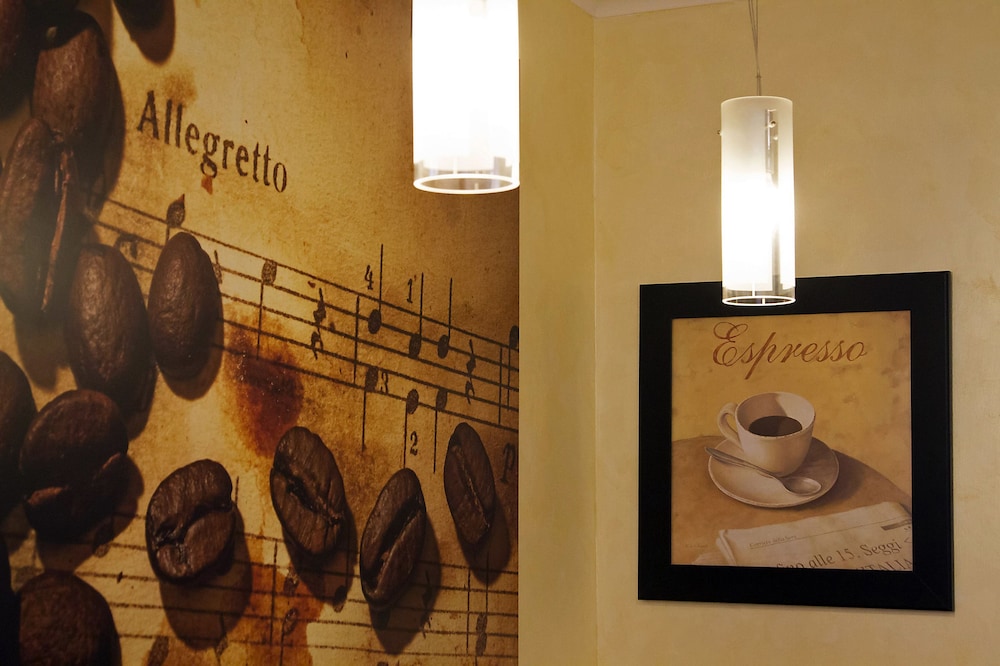 Hotel Lirico — Restaurant & bars in Rome, Lazio