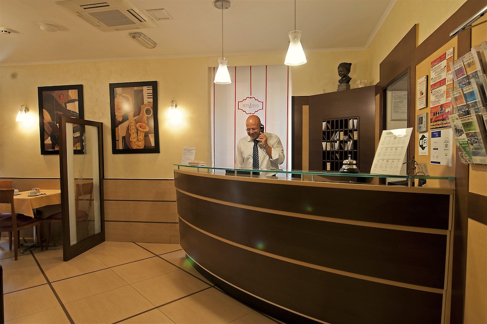 Hotel Lirico — Hotel building in Rome, Lazio