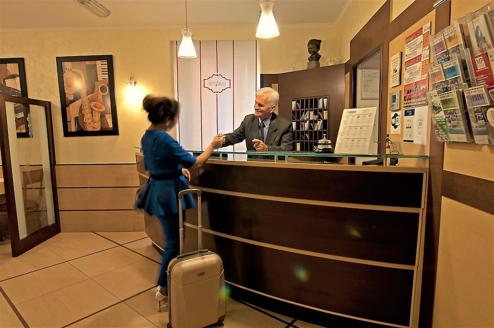 Hotel Lirico — Hotel building in Rome, Lazio