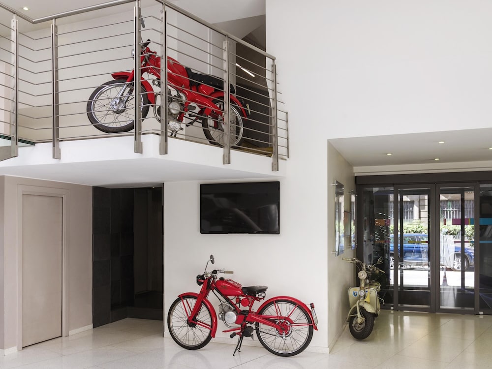 ibis Styles Milano Centro — Hotel building in Milan, Lombardy