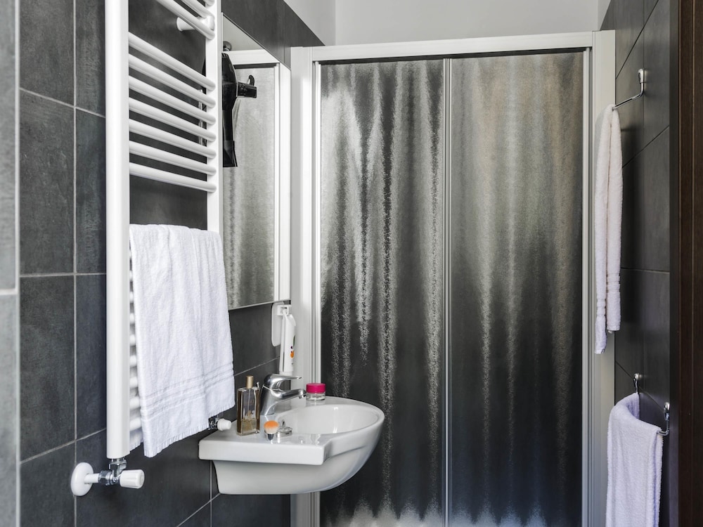 ibis Styles Milano Centro — Hotel rooms in Milan, Lombardy