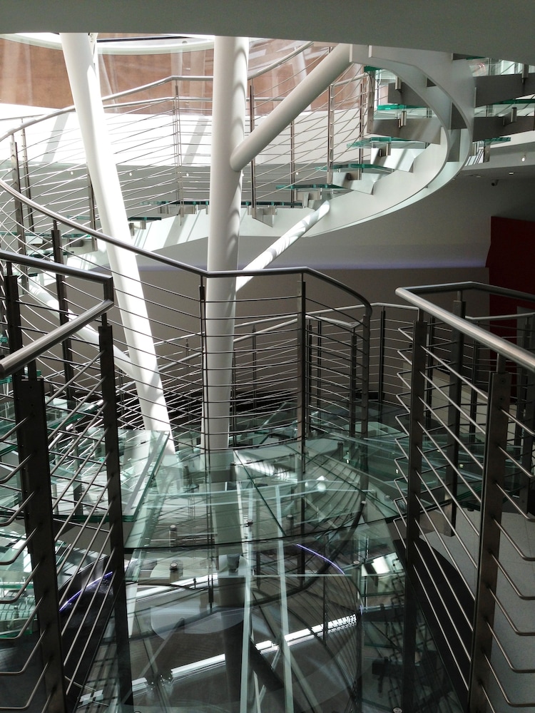 ibis Styles Milano Centro — Hotel building in Milan, Lombardy