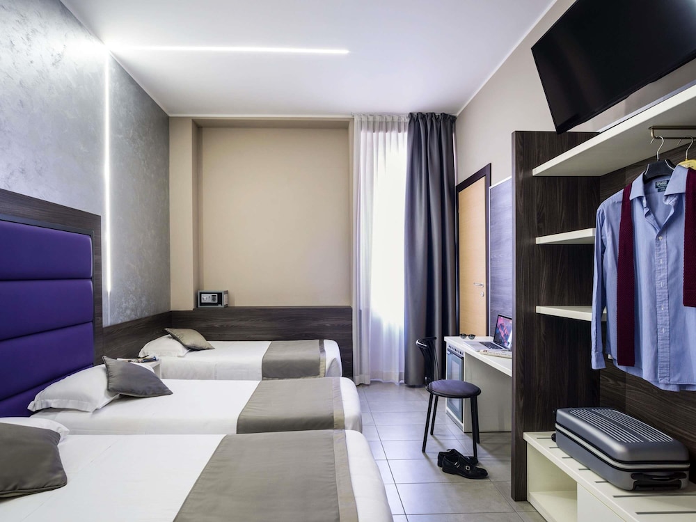 ibis Styles Milano Centro — Hotel rooms in Milan, Lombardy