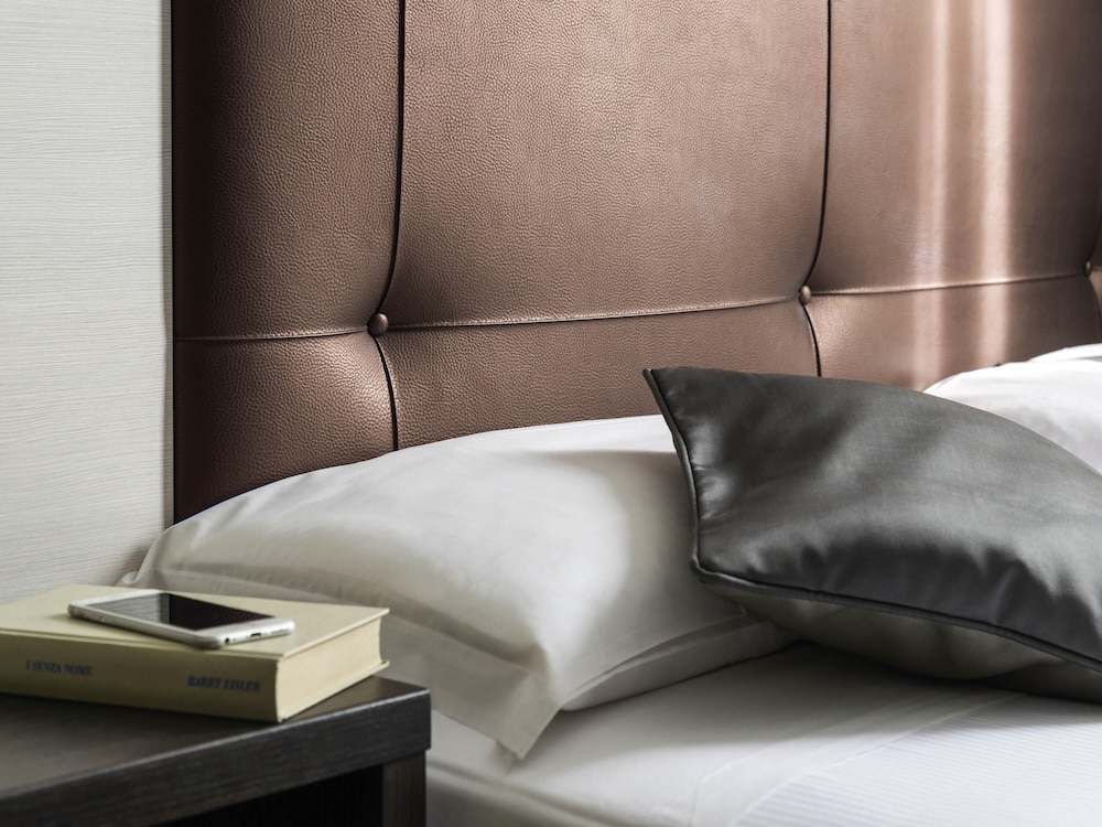 ibis Styles Milano Centro — Hotel rooms in Milan, Lombardy