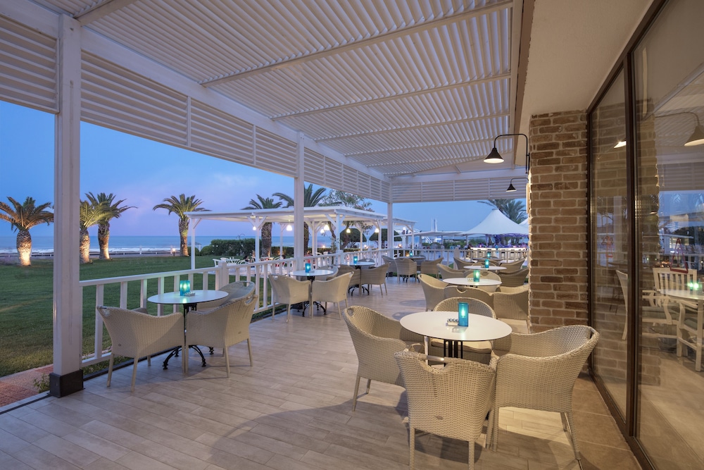 Club Marco Polo - All inclusive — Restaurant & bars in Kemer