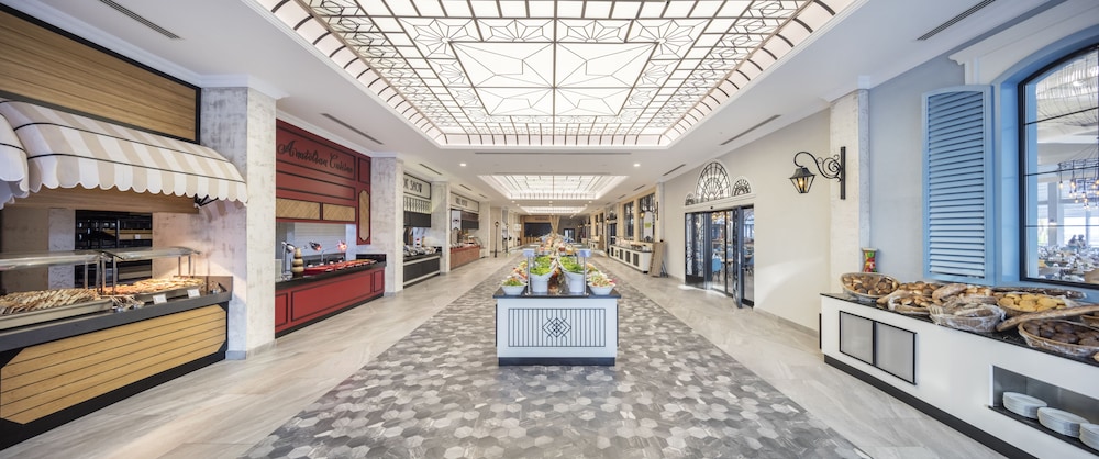 Club Marco Polo - All inclusive — Hotel building in Kemer