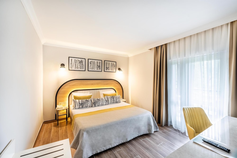 Club Marco Polo - All inclusive — Hotel rooms in Kemer