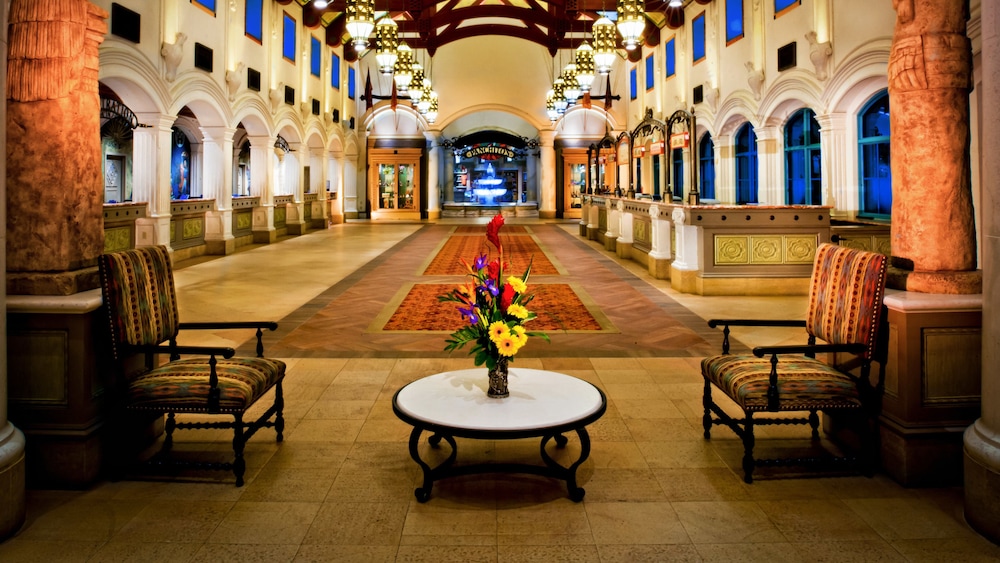 Disney's Coronado Springs Resort — Hotel building in Walt Disney World Resort, Florida