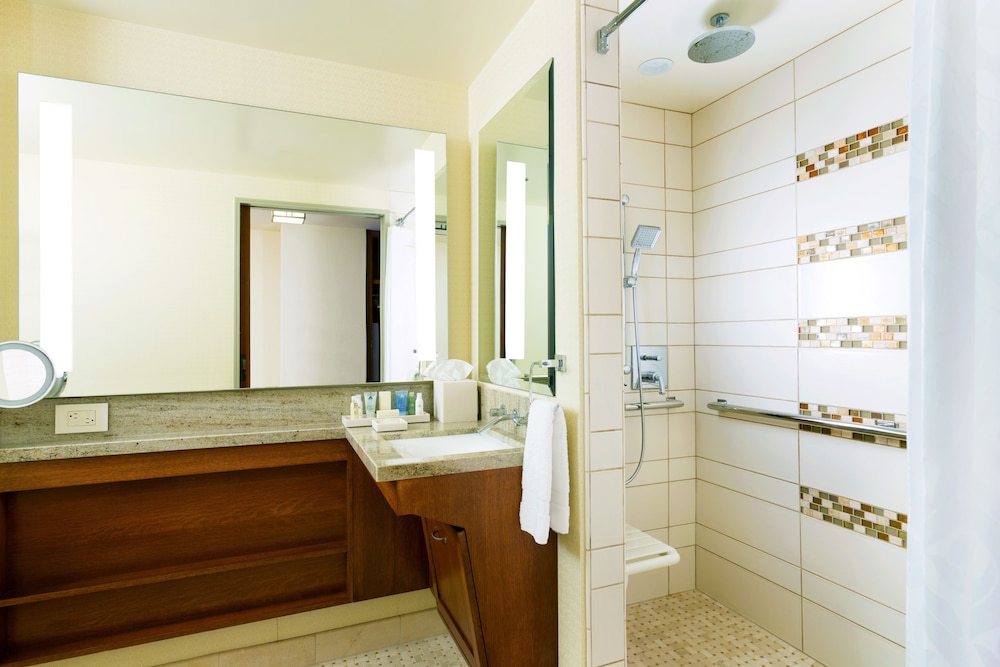 Disney's Grand Californian Hotel & Spa — Hotel rooms in Anaheim, California