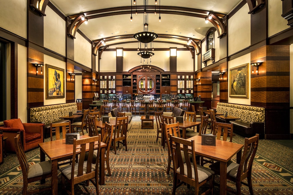 Disney's Grand Californian Hotel & Spa — Restaurant & bars in Anaheim, California