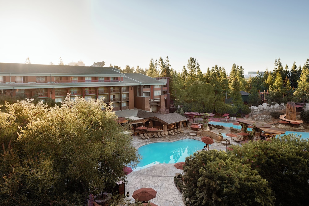 Disney's Grand Californian Hotel & Spa — Swimming pool in Anaheim, California