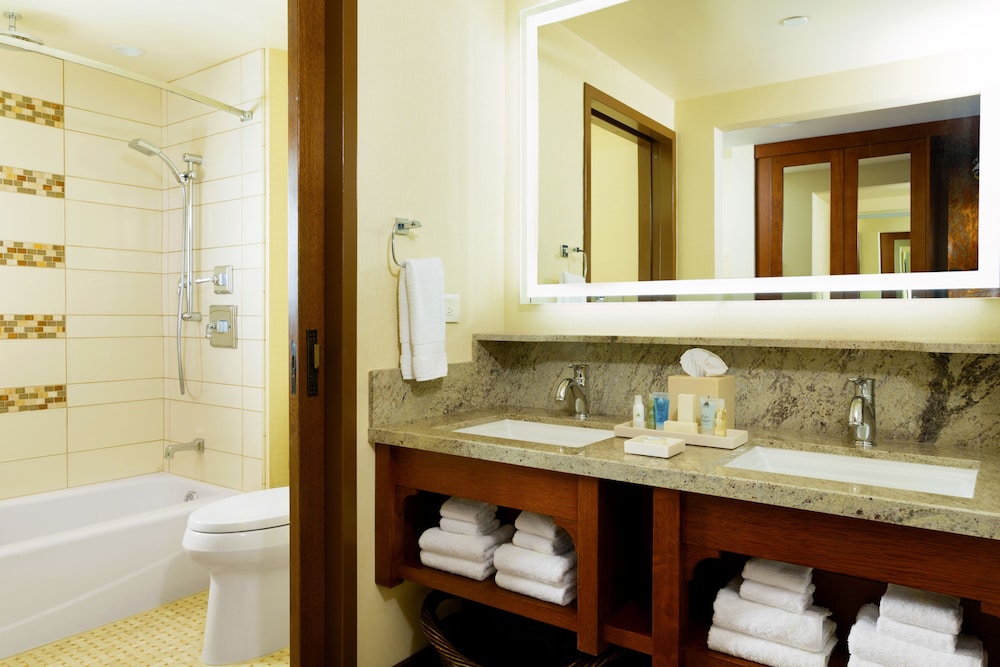 Disney's Grand Californian Hotel & Spa — Hotel rooms in Anaheim, California