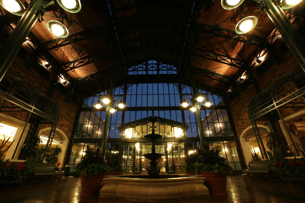 Disney's Port Orleans Resort French Quarter — Hotel building in Walt Disney World Resort, Florida