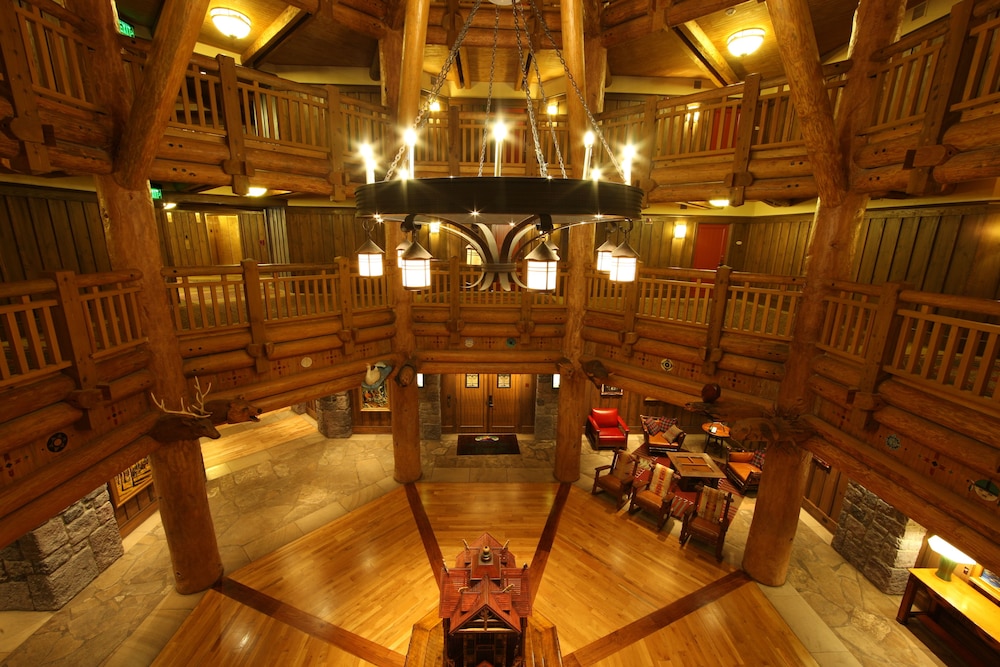 Disney's Wilderness Lodge — Hotel rooms in Walt Disney World Resort, Florida