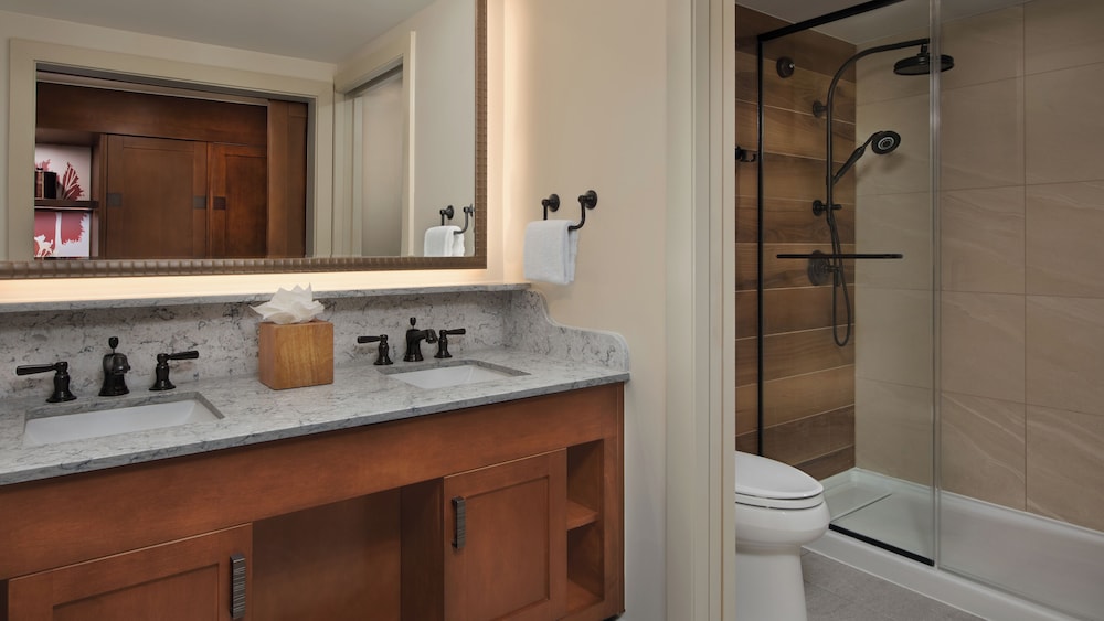 Disney's Wilderness Lodge — Hotel rooms in Walt Disney World Resort, Florida