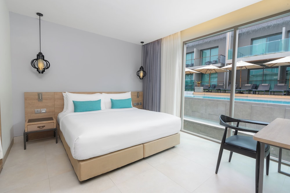 AtEase Phuket Patong — Hotel rooms in Patong Beach, Phuket Province