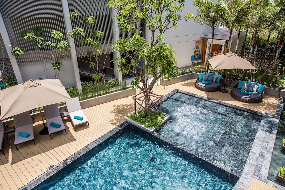 AtEase Phuket Patong — Swimming pool in Patong Beach, Phuket Province