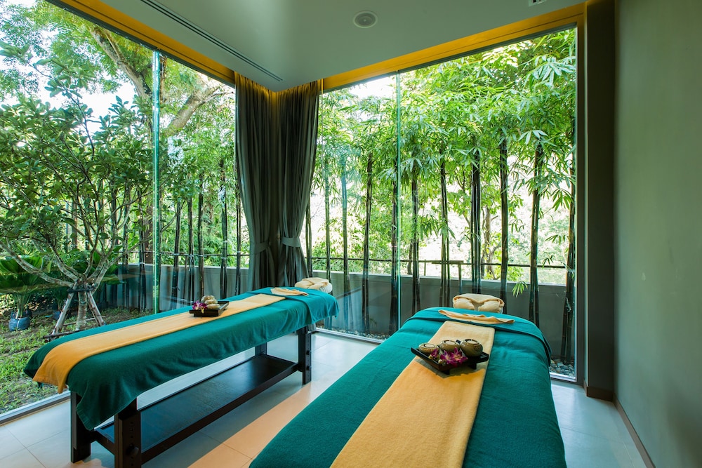 AtEase Phuket Patong — Hotel rooms in Patong Beach, Phuket Province