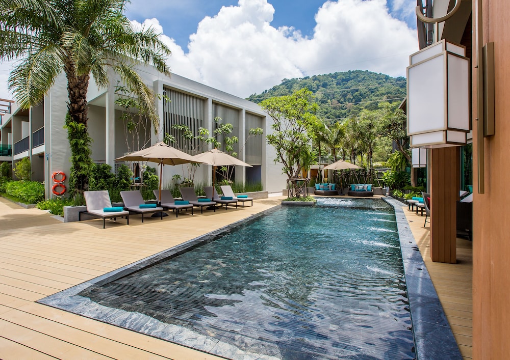 AtEase Phuket Patong — Swimming pool in Patong Beach, Phuket Province