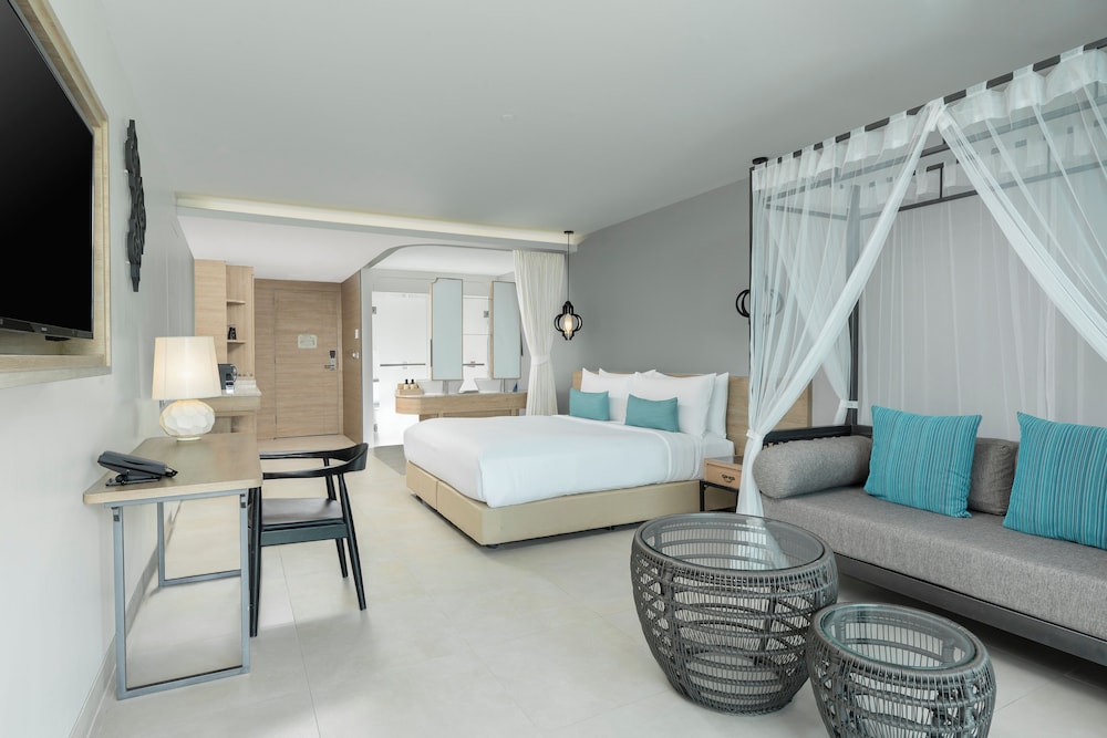 AtEase Phuket Patong — Hotel rooms in Patong Beach, Phuket Province