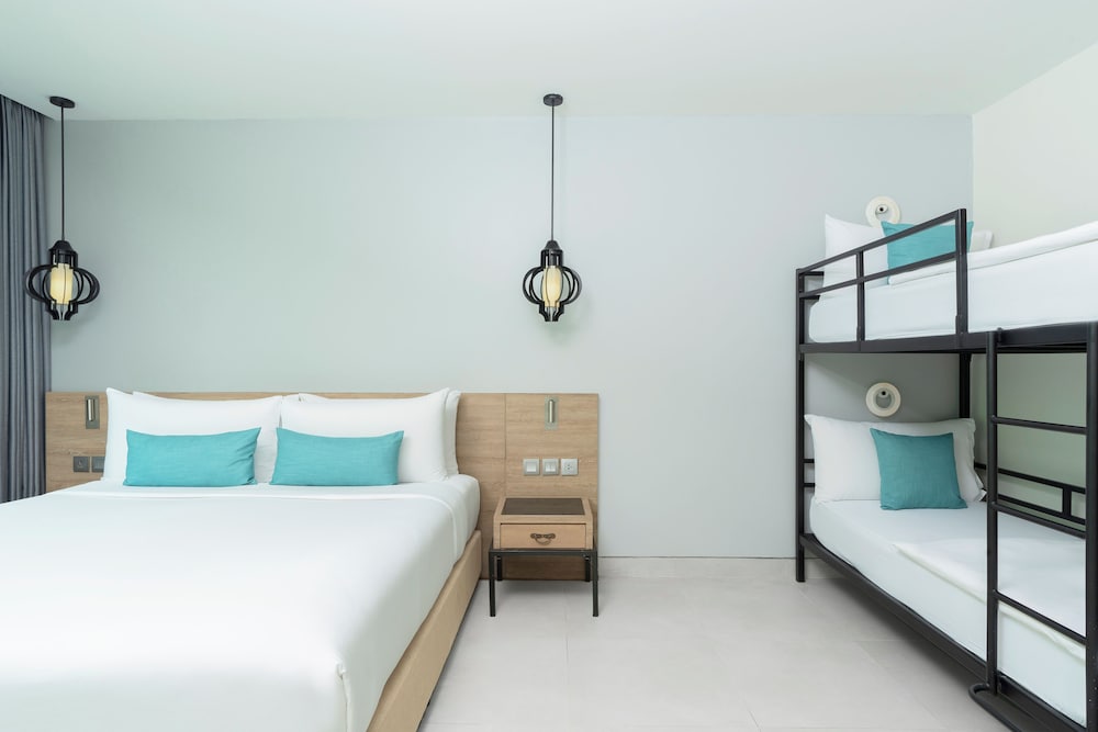 AtEase Phuket Patong — Hotel rooms in Patong Beach, Phuket Province