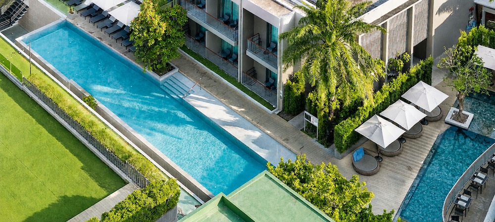 AtEase Phuket Patong — Swimming pool in Patong Beach, Phuket Province