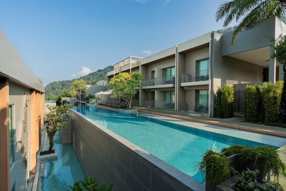 AtEase Phuket Patong — Swimming pool in Patong Beach, Phuket Province