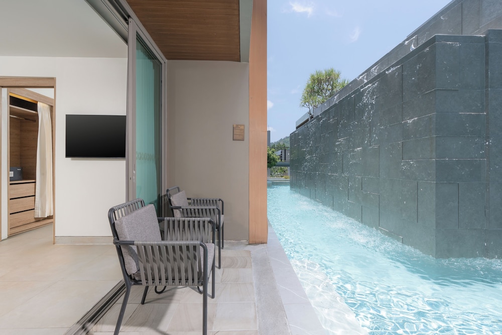 AtEase Phuket Patong — Swimming pool in Patong Beach, Phuket Province